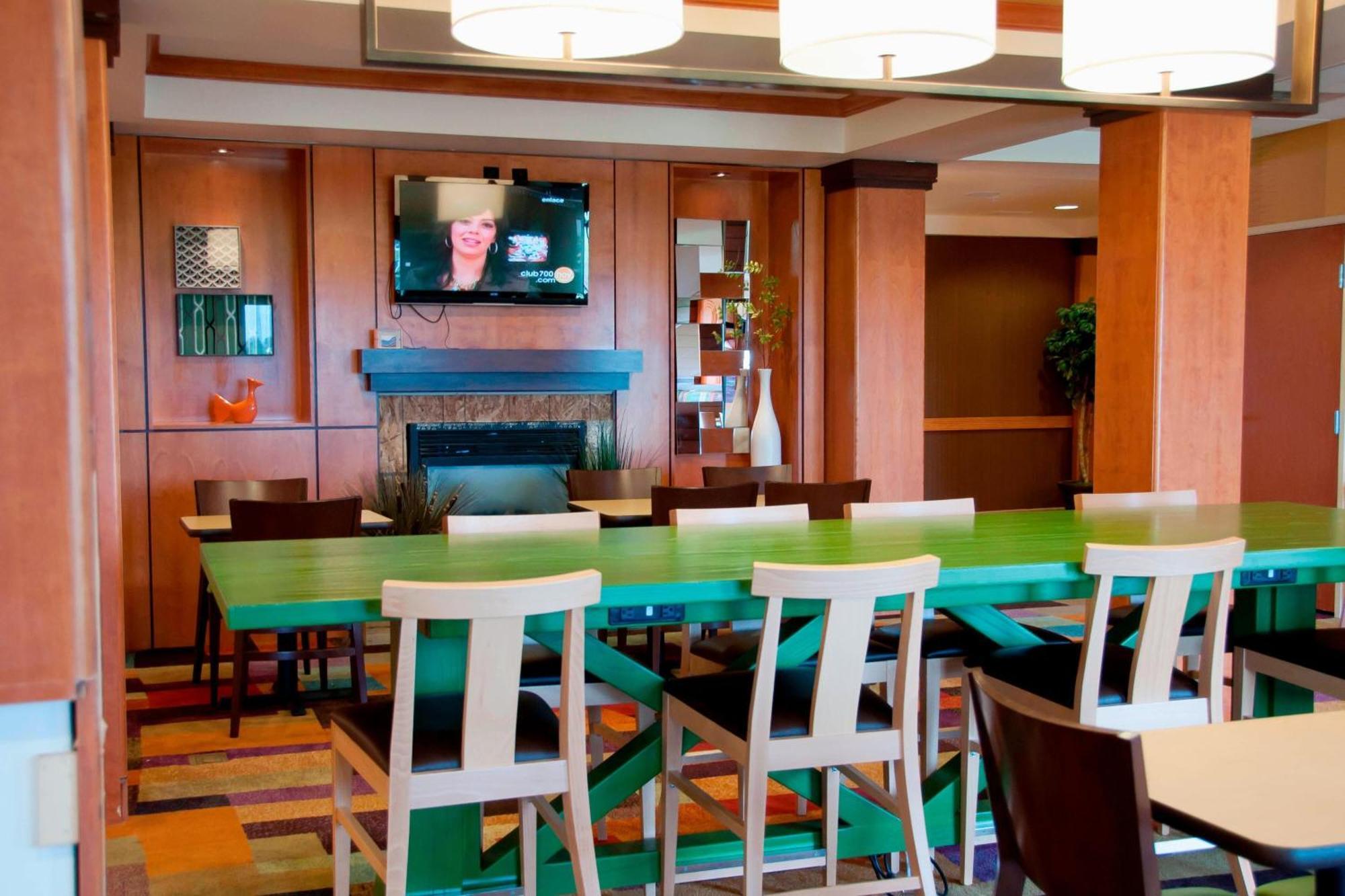 Fairfield Inn & Suites Ames Dış mekan fotoğraf