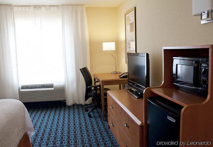 Fairfield Inn & Suites Ames Dış mekan fotoğraf